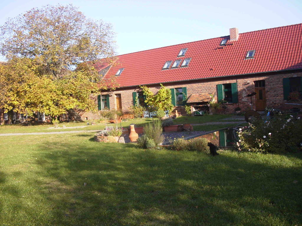 Pension Kunsthof Dahrenstedt Exteriör bild